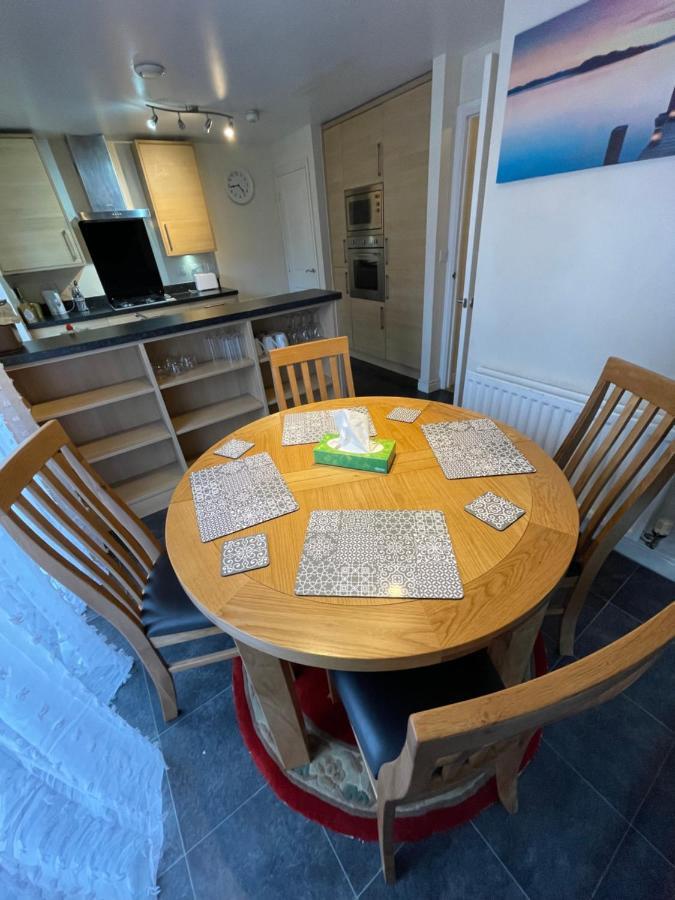 Holiday Home In Cardiff. Sleeps 6 Dış mekan fotoğraf