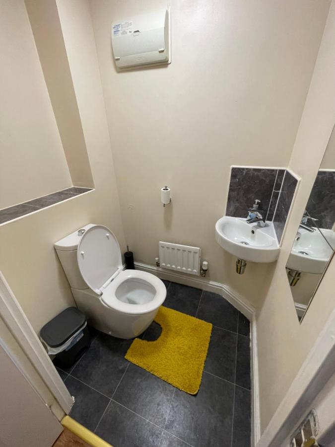 Holiday Home In Cardiff. Sleeps 6 Dış mekan fotoğraf
