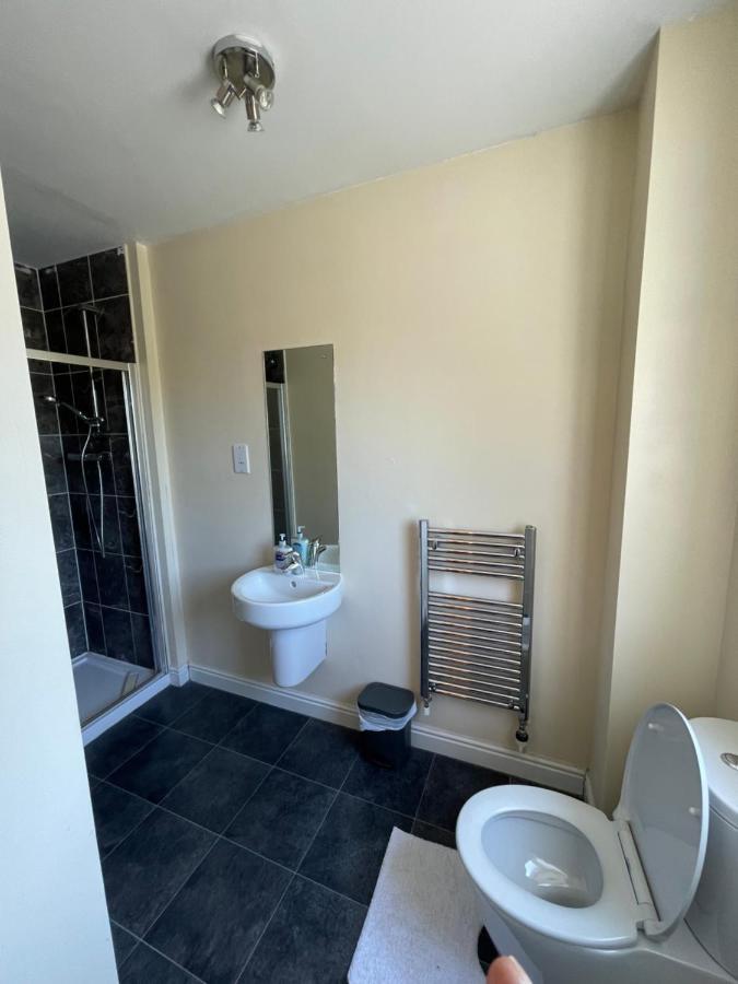 Holiday Home In Cardiff. Sleeps 6 Dış mekan fotoğraf