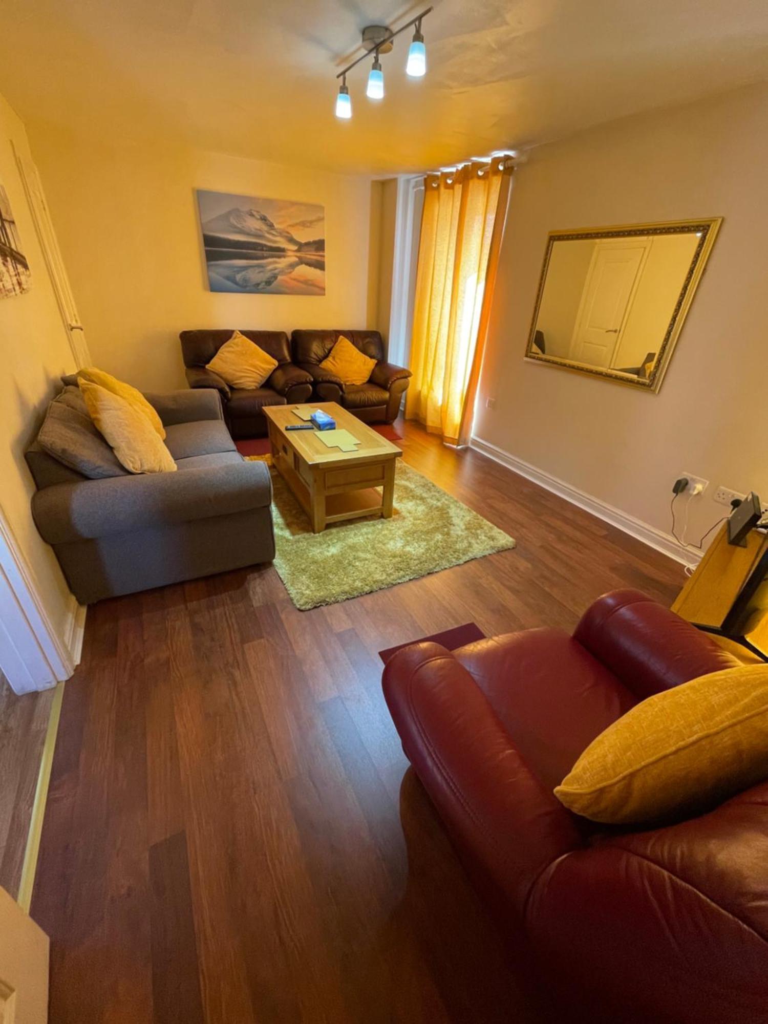Holiday Home In Cardiff. Sleeps 6 Dış mekan fotoğraf
