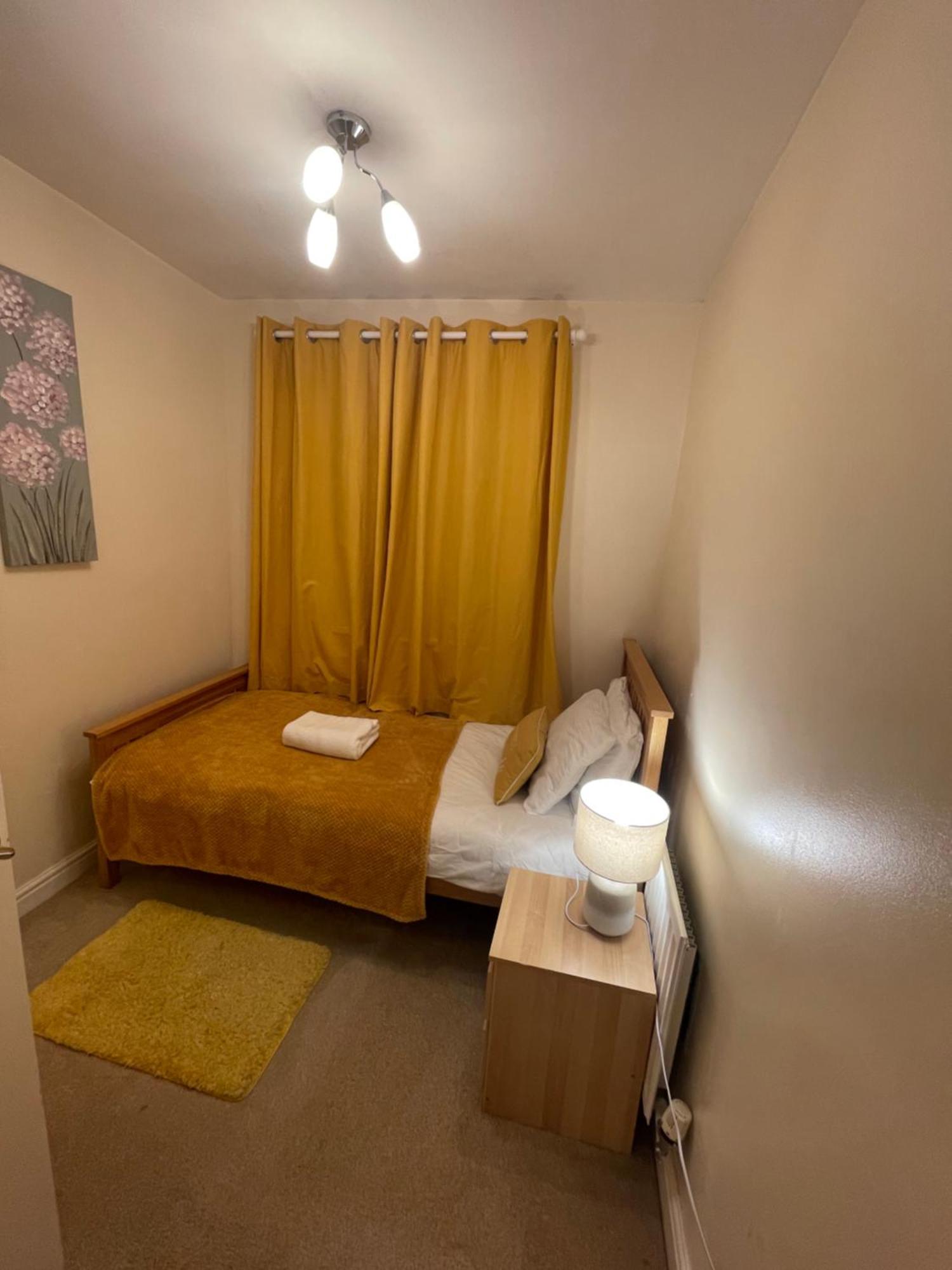 Holiday Home In Cardiff. Sleeps 6 Dış mekan fotoğraf
