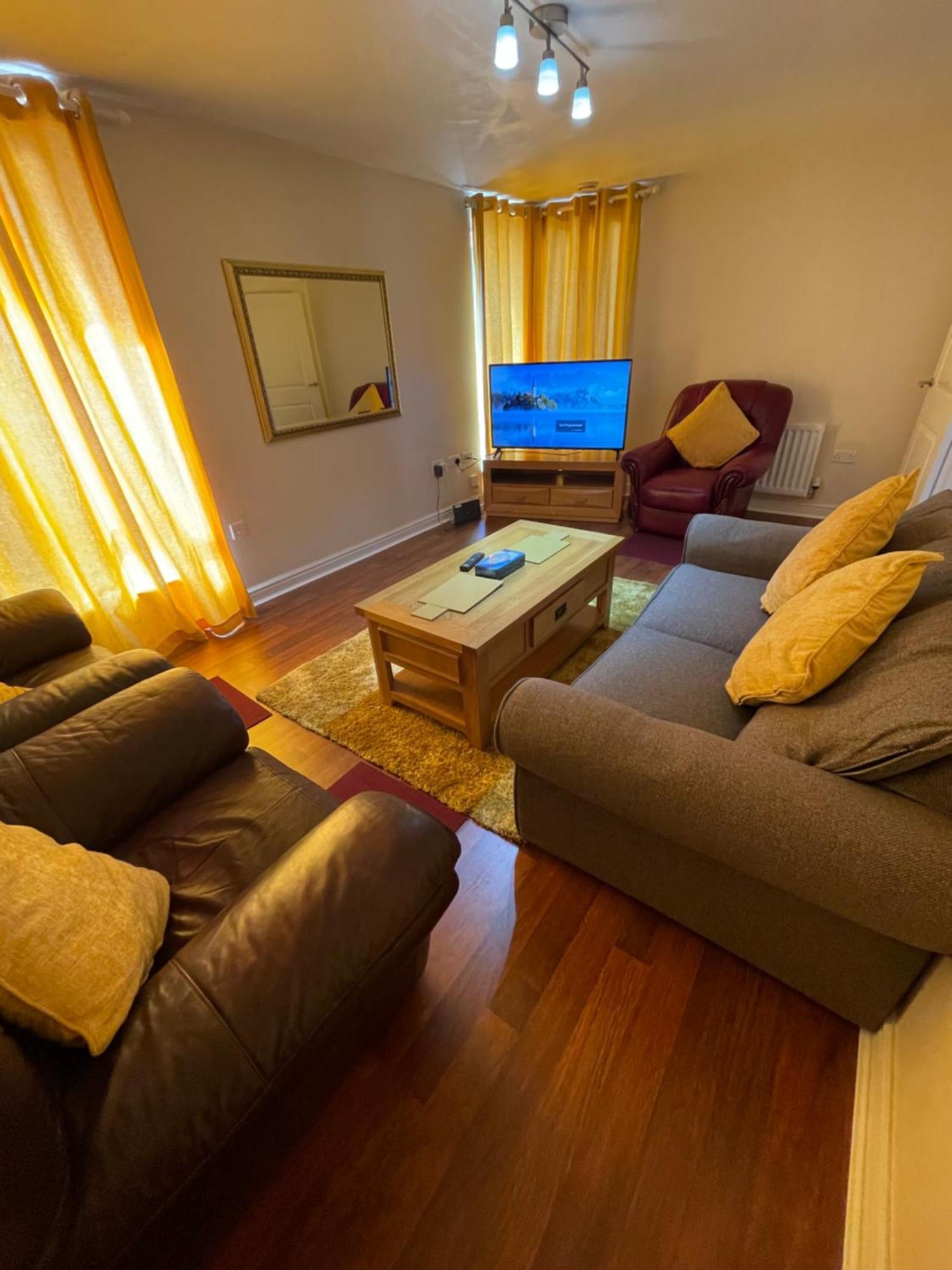 Holiday Home In Cardiff. Sleeps 6 Dış mekan fotoğraf